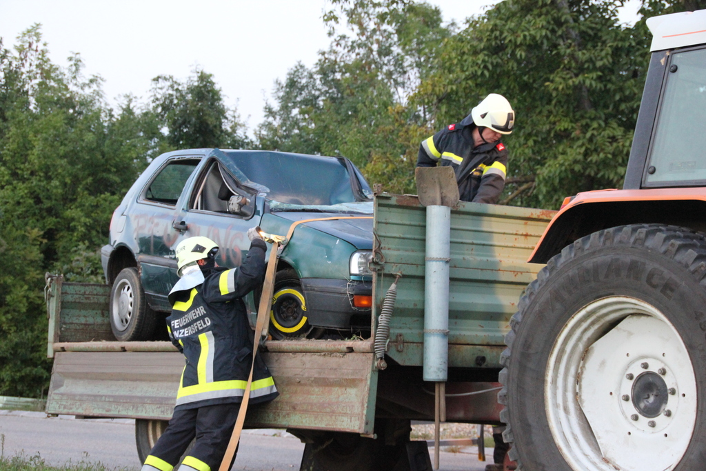 Personenbergung aus LKW