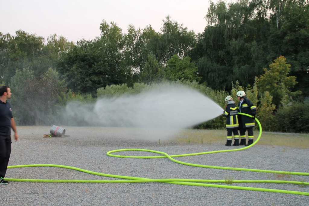 Menschenrettung und Chemiebrand am Pappelspitz