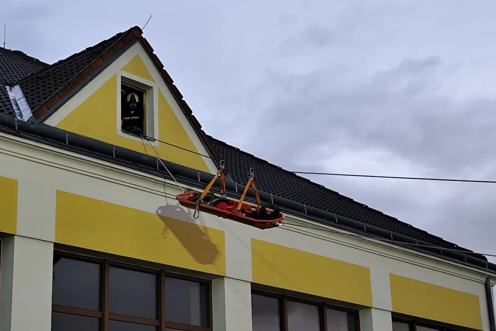 Technische Übung – Mehrzweckhalle Enzersfeld
